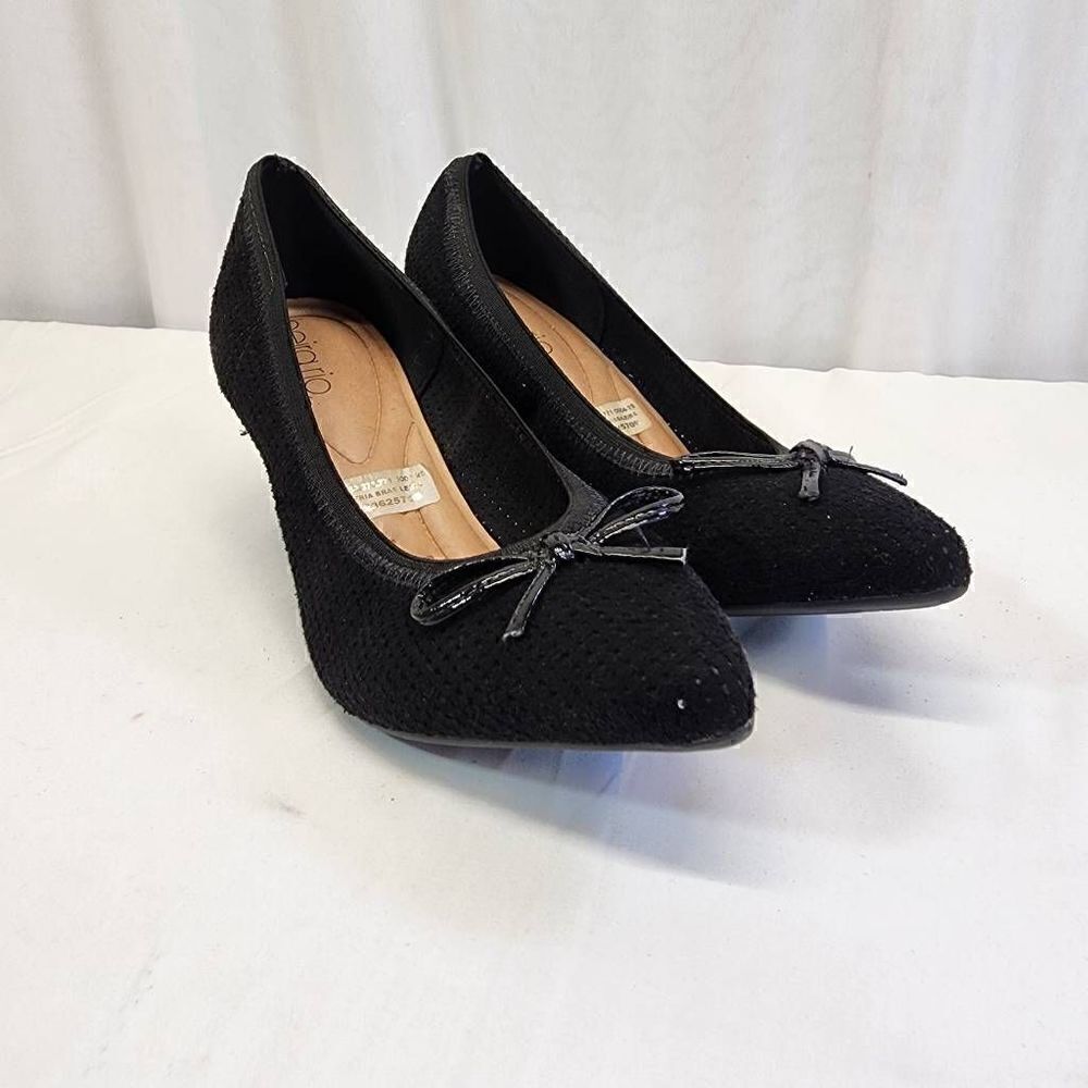 Beira Rio Comfort Black Faux Suede Heel Pumps Women's Size 8